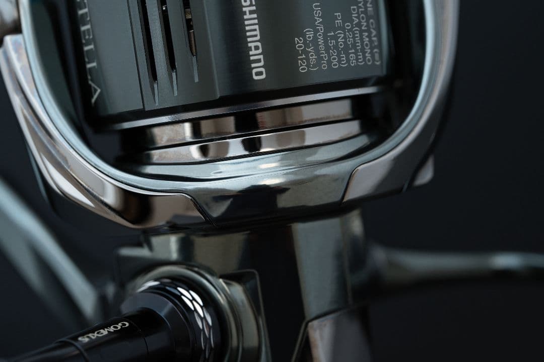 シマノ 22ステラ4000MHG ハンドルノブ、リールスタンド付き