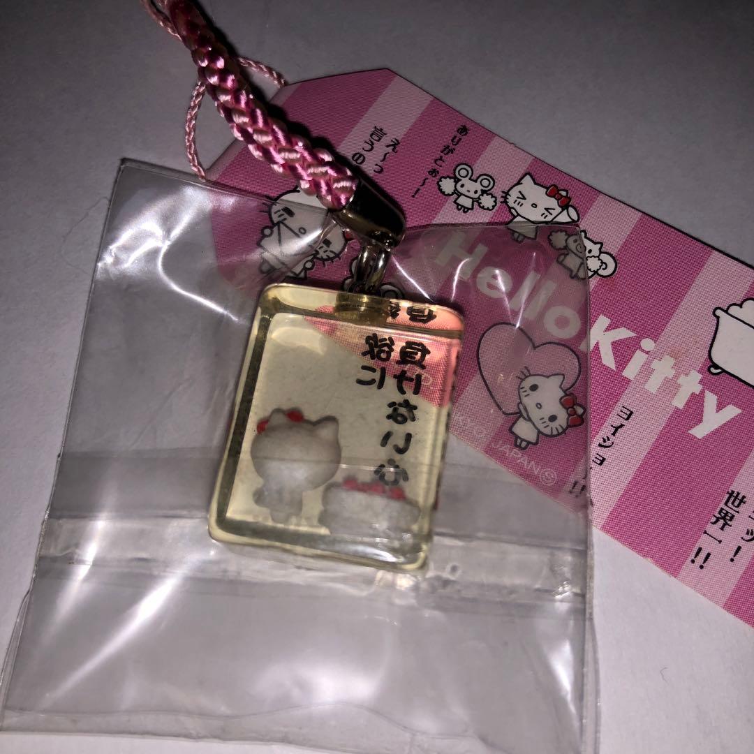 d*2様 ハローキティ センチメント　根つきストラップ クリア キューブ 欲に負
