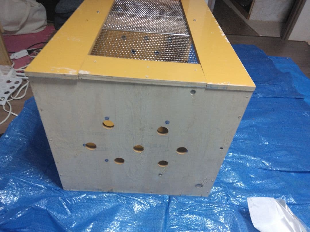 ラスト！特大木製爬虫類ケージ 内蔵ライト付き