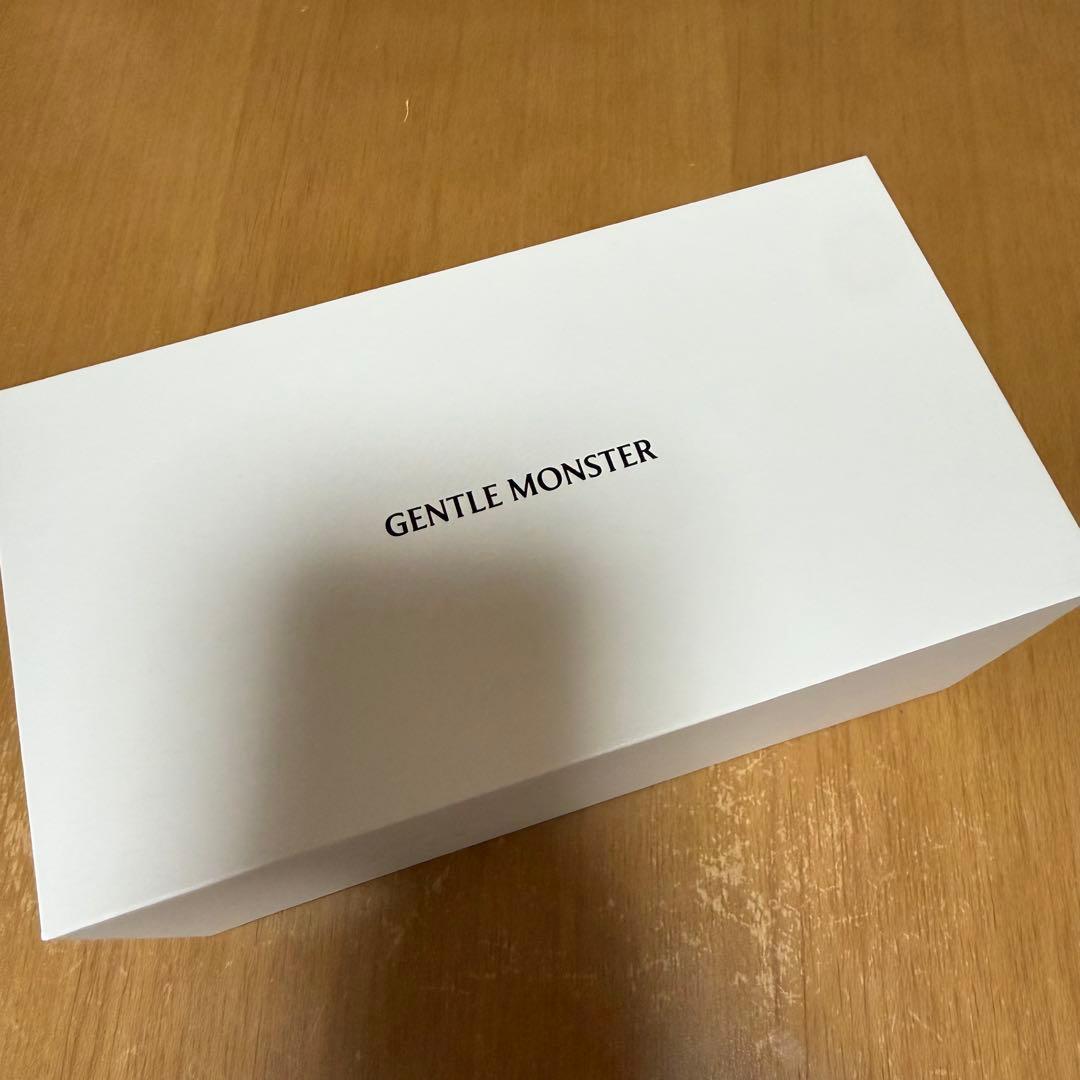 小物 GENTLE MONSTER La Mode 01