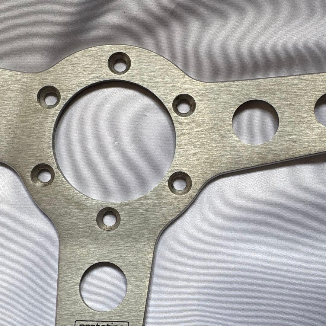 MOMO prototipo ステアリング