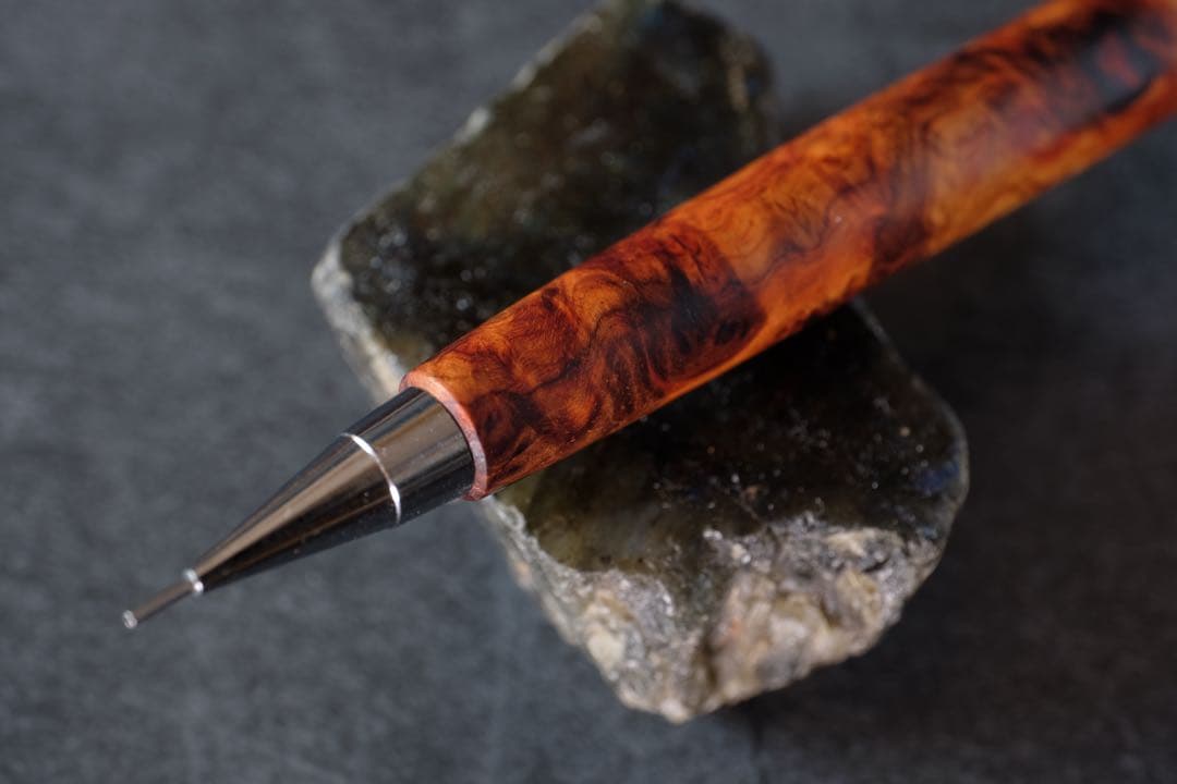 PG5木軸カスタム0168　高村杢工房 製図用シャープペンシル　花梨瘤極上の紅白