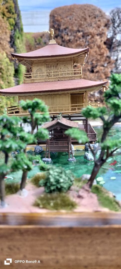 精密情景ジオラマ 世界遺産 鹿苑寺金閣 USB電源LED照明 アクリルケース付き