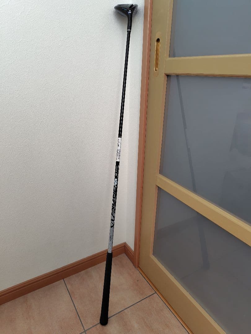 HONMA　BERES ＮＸ ４番ユーティリティ（ヘッドカバー付）