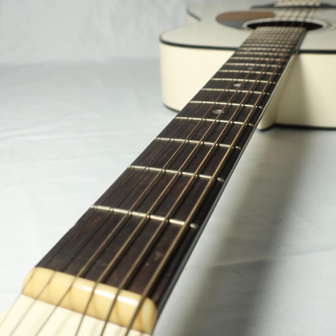 ThreeS W-130W アコースティックギター ホワイト ケース付