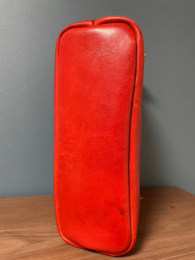 HERZ レザーバック　ショルダーボストン