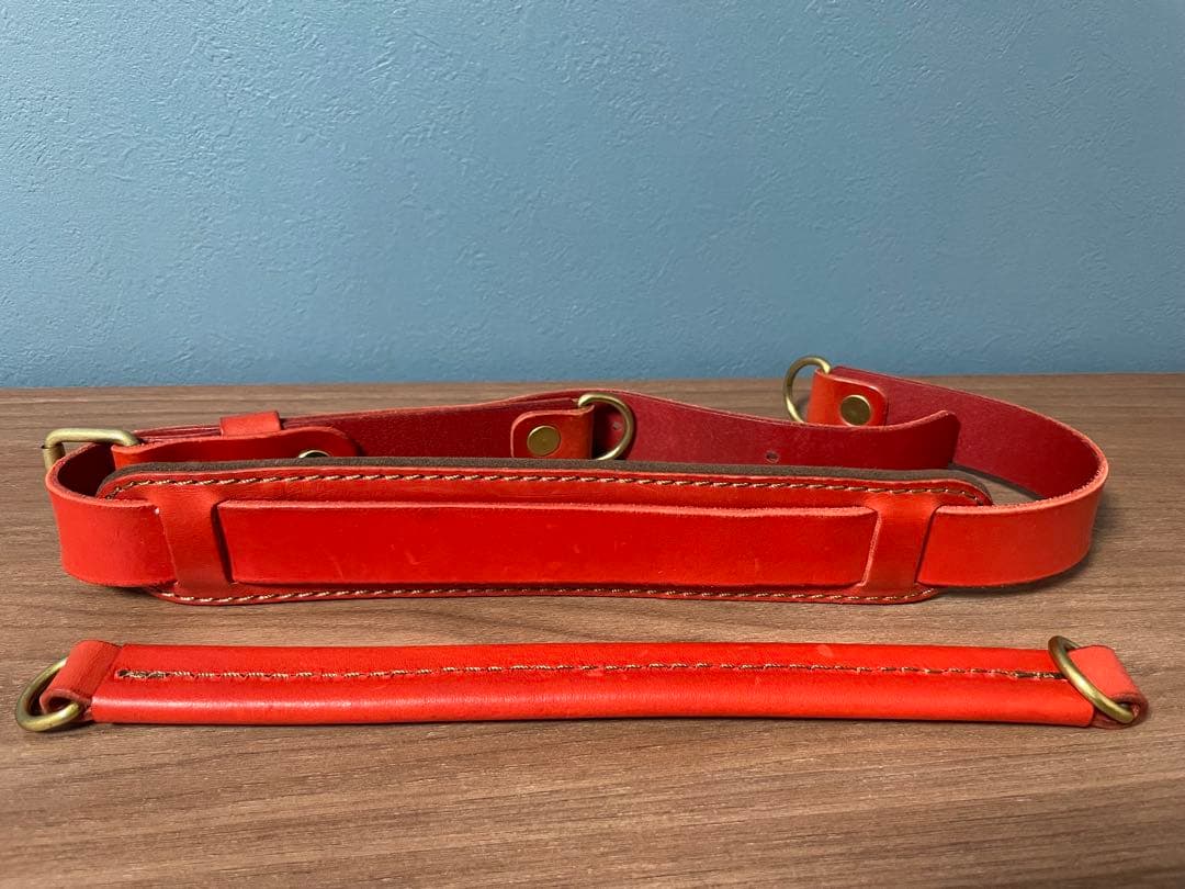 HERZ レザーバック　ショルダーボストン