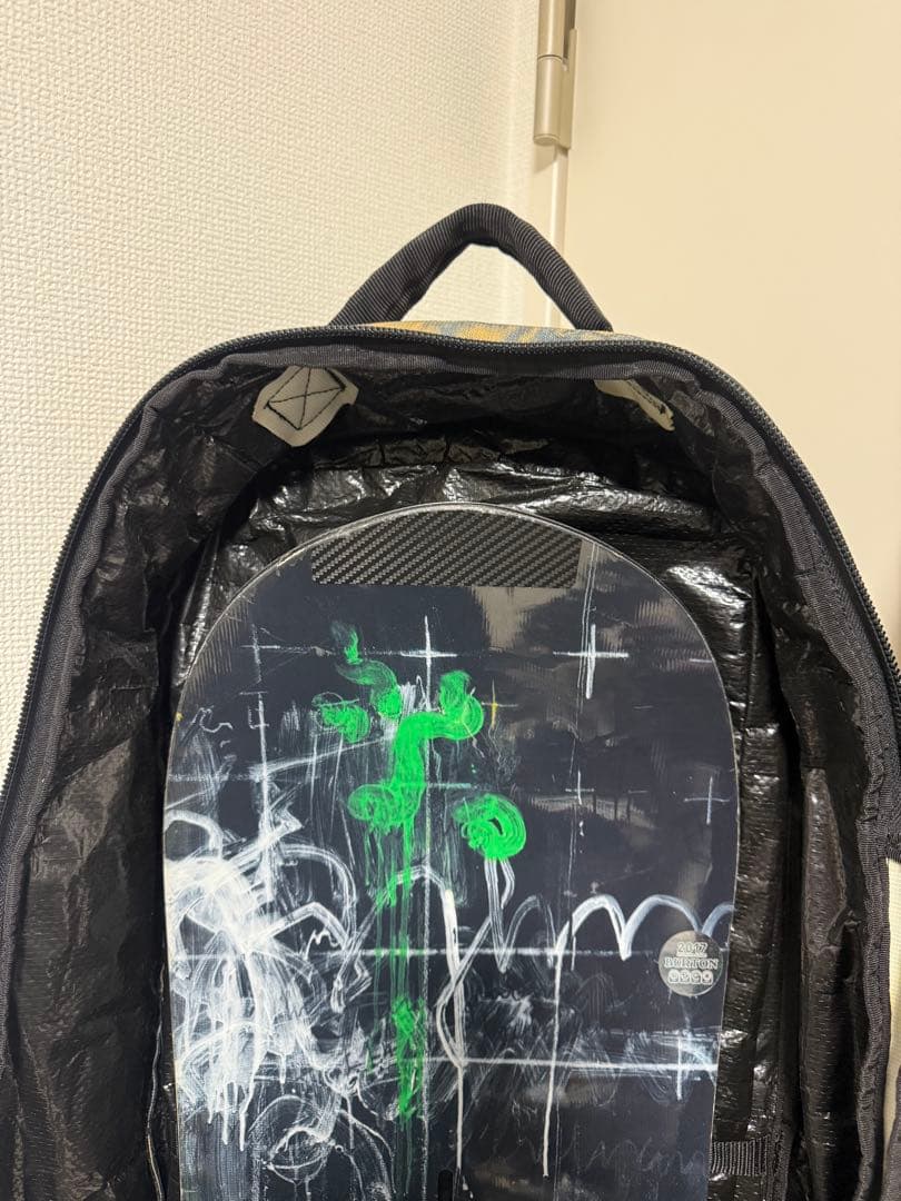 BURTON キャスター付ボードケース　156cmほど