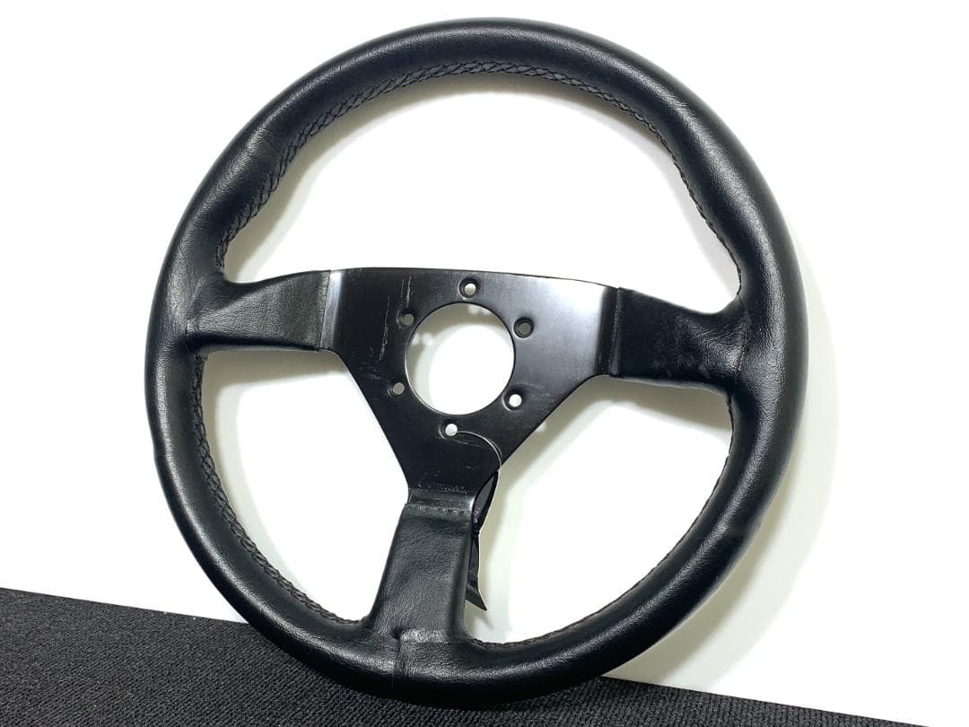 新品未使用 コムサ ステアリング 32Φ ブラックスポーク レザー 希少