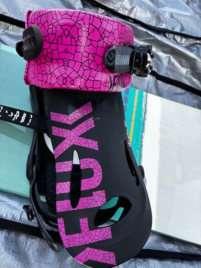 VENUS 139 ボード&INTUISIONブーツ(24cm)セット