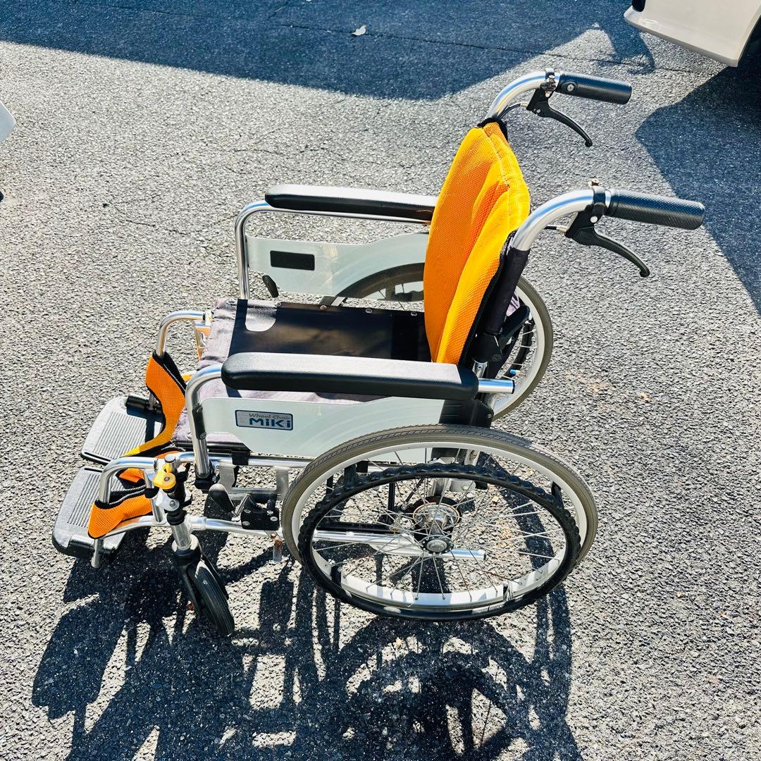 MIKI 車椅子　低床型　SKT-4lo スキット4