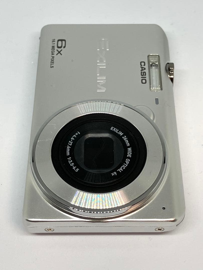 【美品】CASIO カシオ EXILIM EX-Z880 シルバー デジカメ