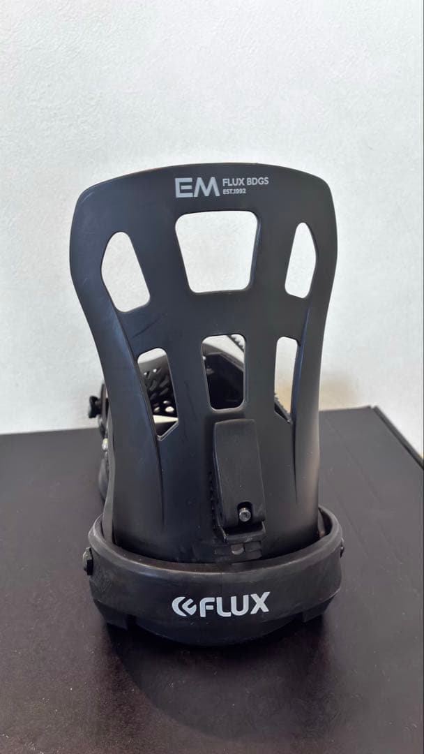 【希少品】FLUX EM Sサイズ　BLACK &WHITE