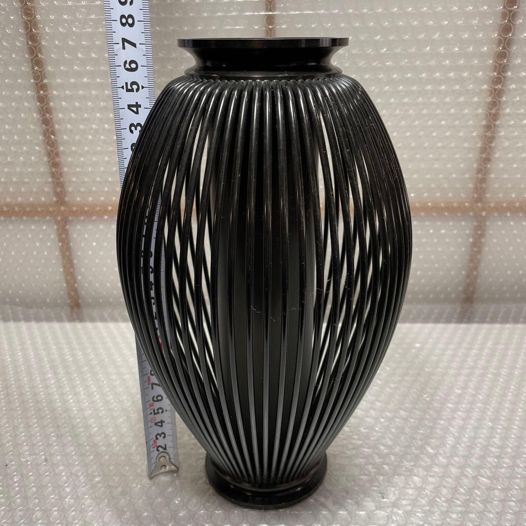 鋳銅 透花瓶 登鴻 透籠式 花瓶