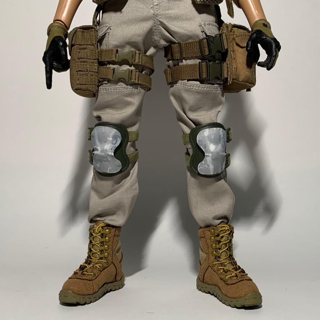 1/6カスタムフィギュア　ピアーズ・ニヴァンス　バイオハザード6