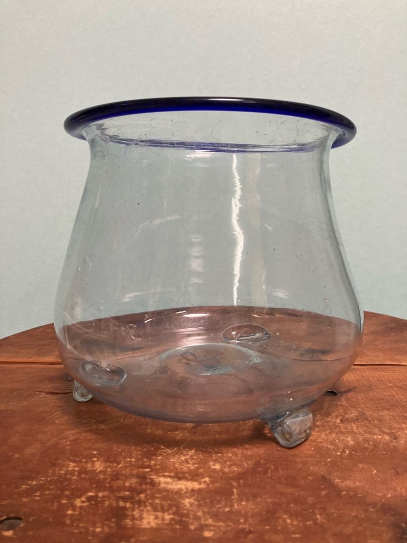 大正時代の吹きガラス製三つ脚金魚鉢◇レトロガラス◇和ガラス◇古ガラス◇古道具