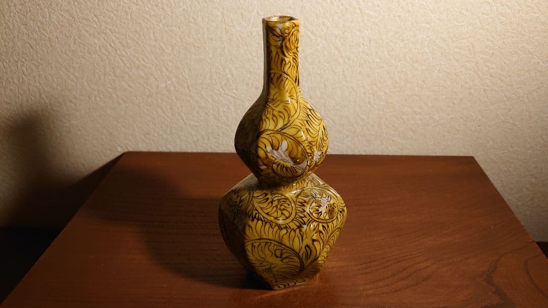 古九谷　九谷焼　徳利　ねじり　花入　蔵出し　江戸期　角福　黄釉　１客