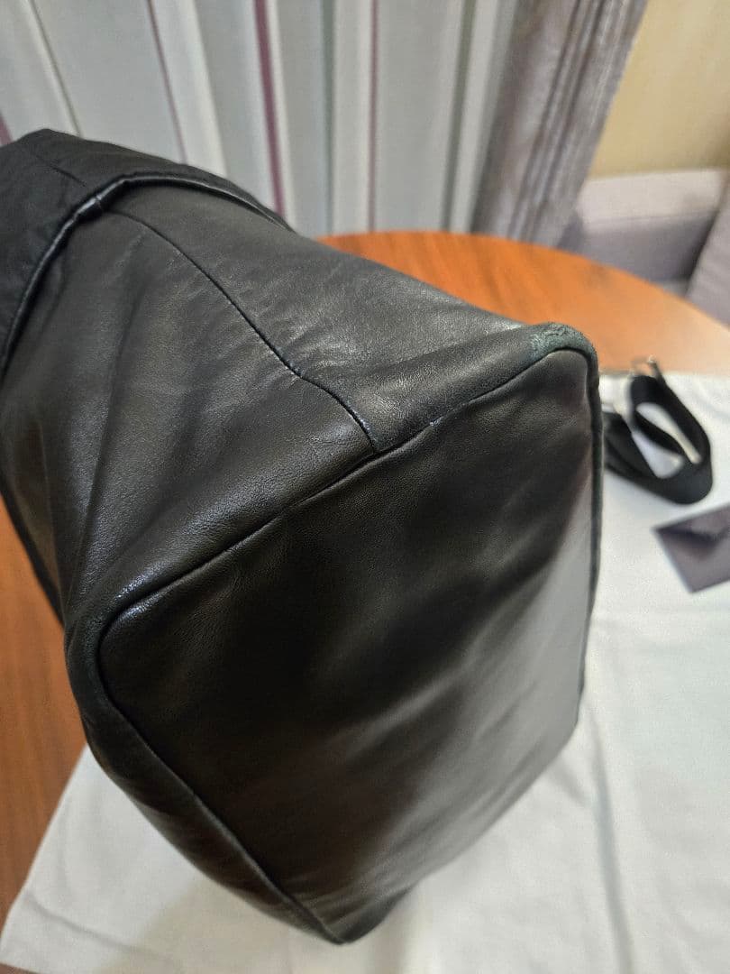 画像追加　PRADA　プラダ　ナッパ　テスート　リバーシブル　ボンバー