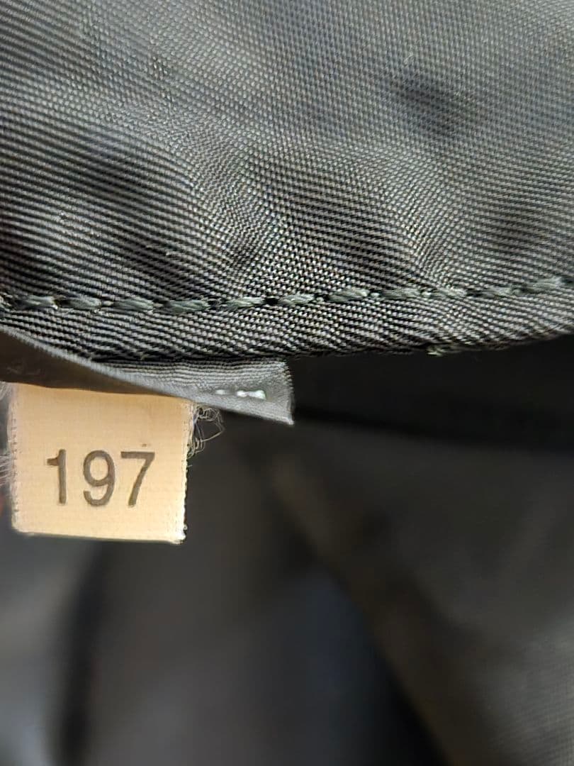 画像追加　PRADA　プラダ　ナッパ　テスート　リバーシブル　ボンバー