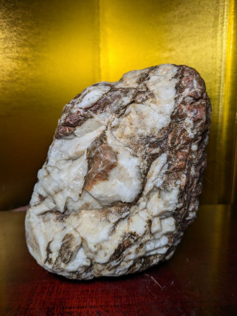 赤石 石英含有量多 1.36kg 原石 自立 未加工 鑑賞用 希少 レア品