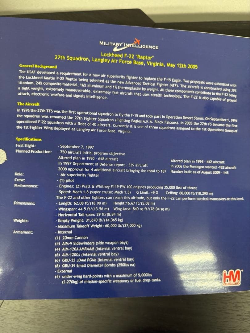 ★美品・外箱付★F-22 ラプター 1/72 航空機模型 HA2801♪