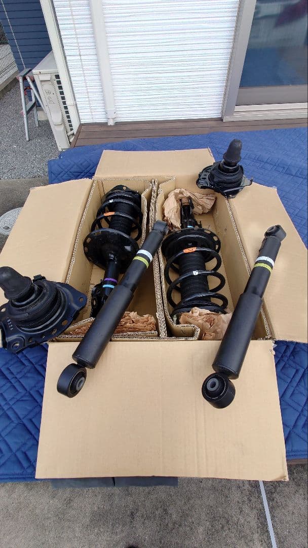 アルファード30後期SCパッケージサスペンションキット