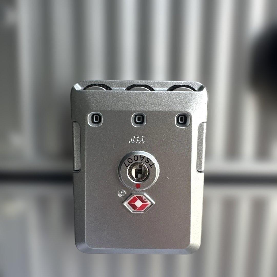 MARK & LONA X Rawrow スーツケース 機内持込可　大きな傷なし