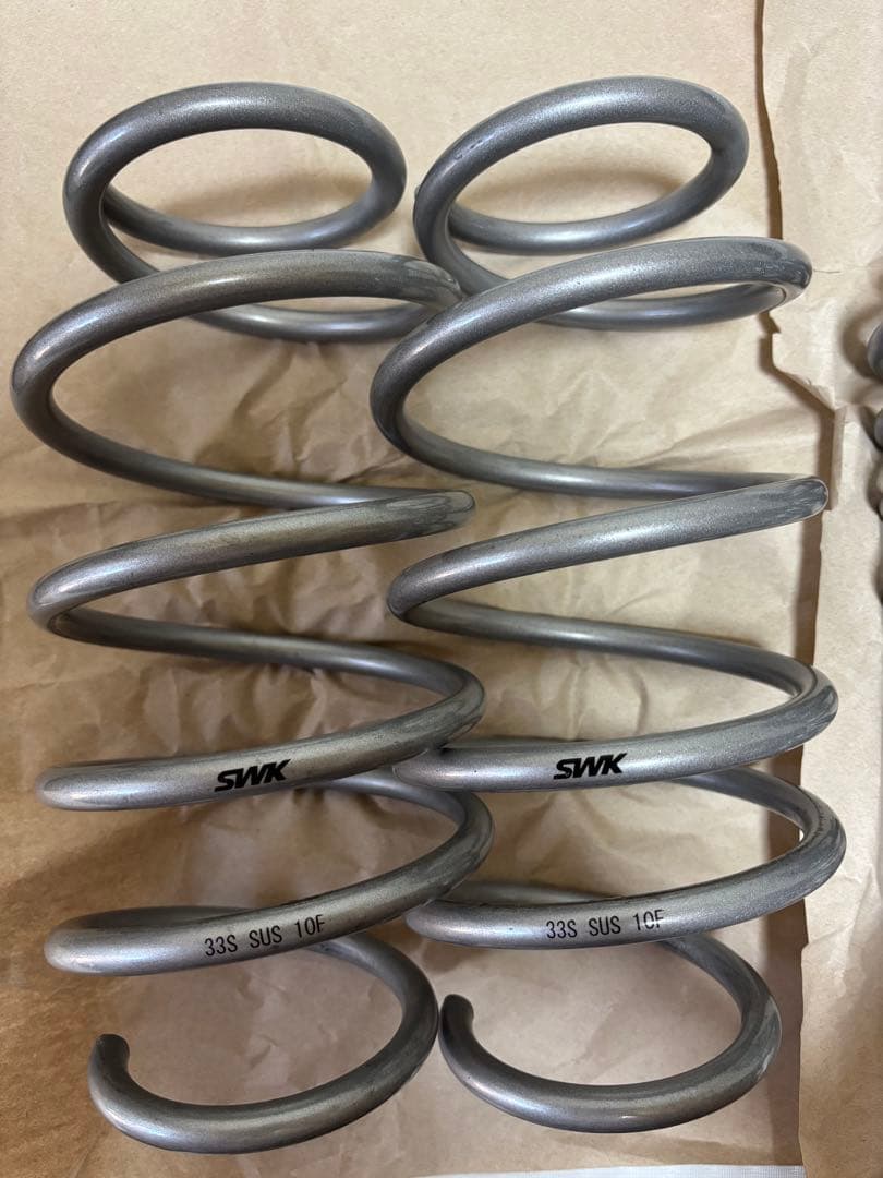 ZC33S用　SWK ダウンサス