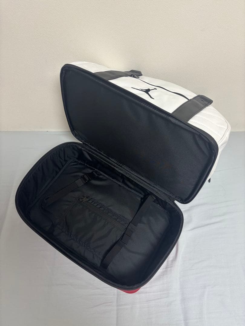 【未使用品】ジョーダン フェイドアウェイ ボストンバッグ JD9903-632