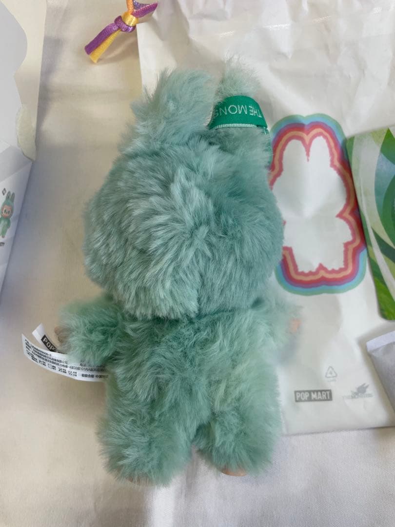 ラブブミャクミャクなりきりLabubu Big into Energy 緑