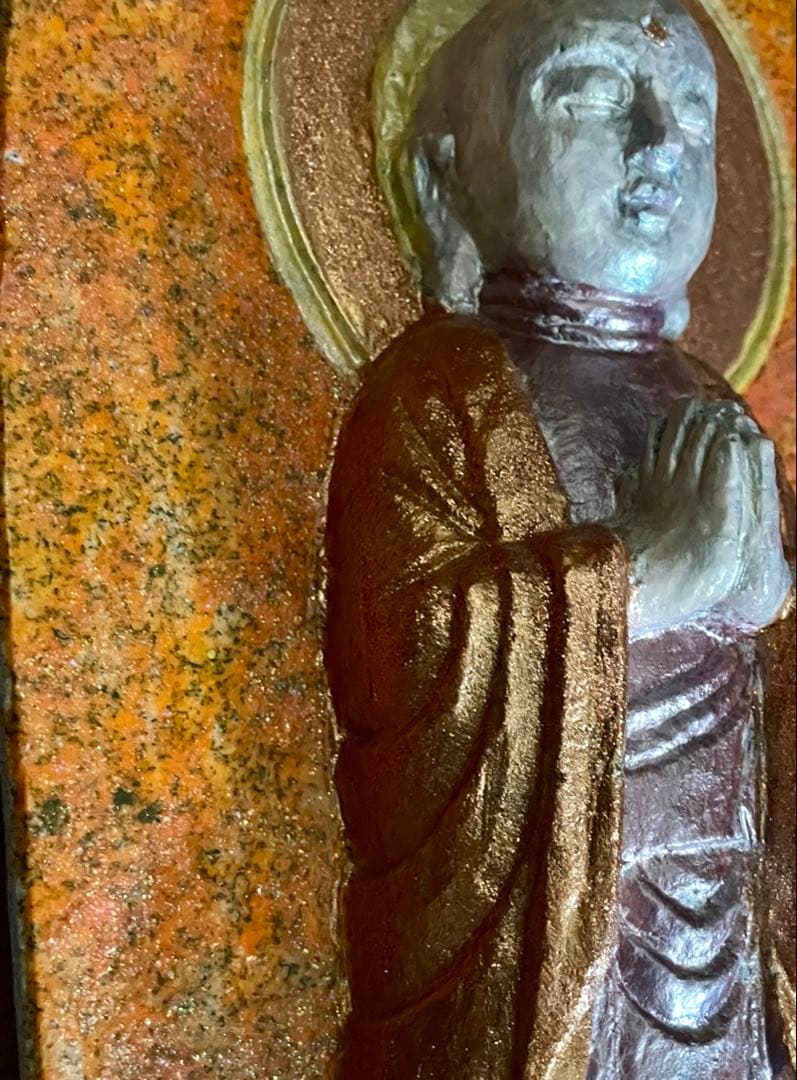 手彩色御影石地蔵像 — 穏やかで優しい表情の30cm手作業彩色