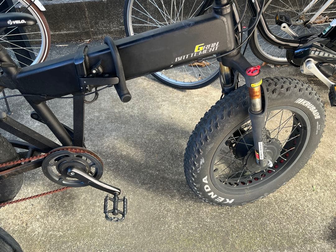 グランビート　折りたたみ 電動アシスト　ファットタイヤ