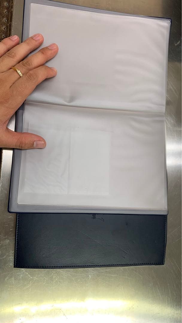 マセラティ　グランツーリスモ　ブックカバー&鍵