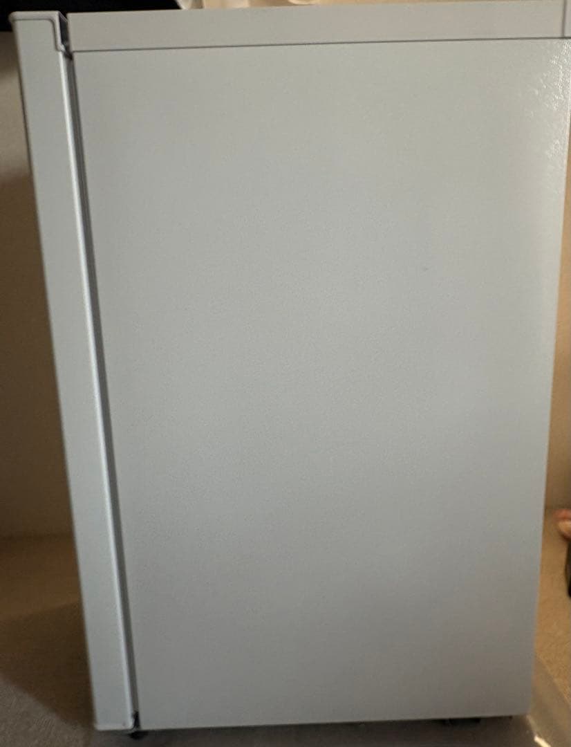 アイリスオーヤマ　ノンフロン冷凍庫　IUSN-S6A-W