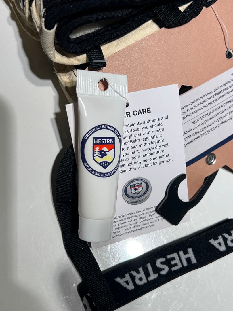 HESTRA Wakayama Mitt 8 新品(レザーバーム付き)
