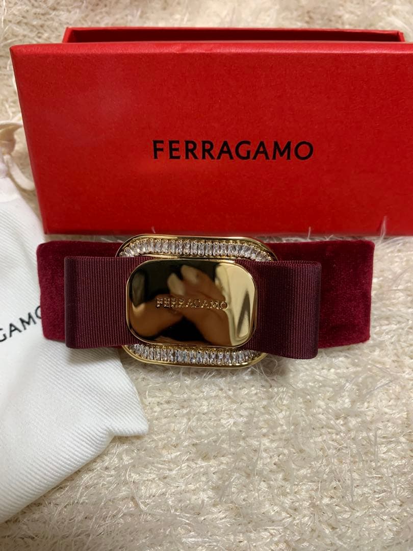 【美品】FERRAGAMOフェラガモ スエードリボンバレッタボルドー ビジュー