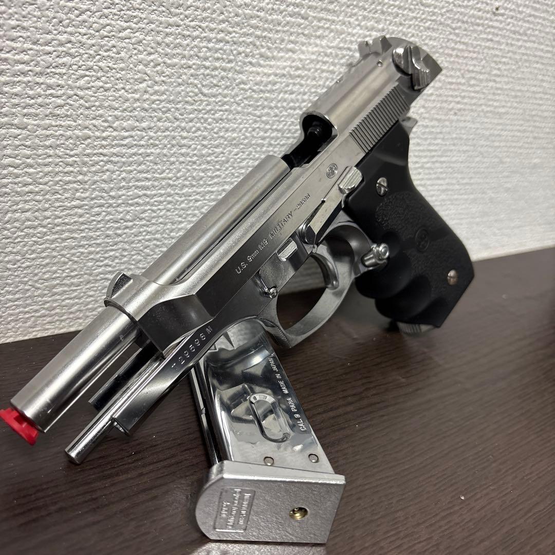 東京マルイ ガスブローバック M92 クロームステンレスモデル
