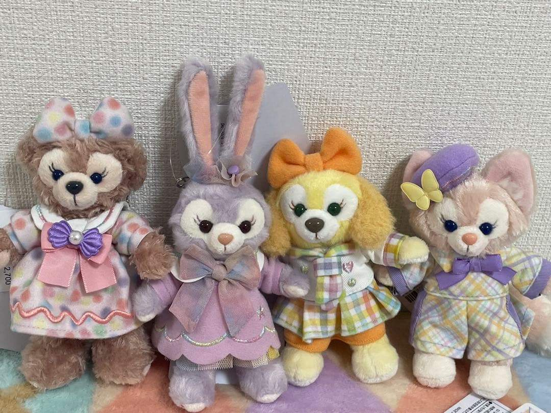 ダッフィー20周年 ぬいぐるみバッジ ７人セット