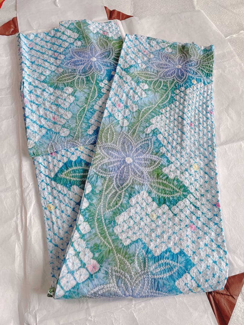 SALE価格❣️美品✨ 有松絞り 有松鳴海絞り 花模様 浴衣 紫陽花カラー