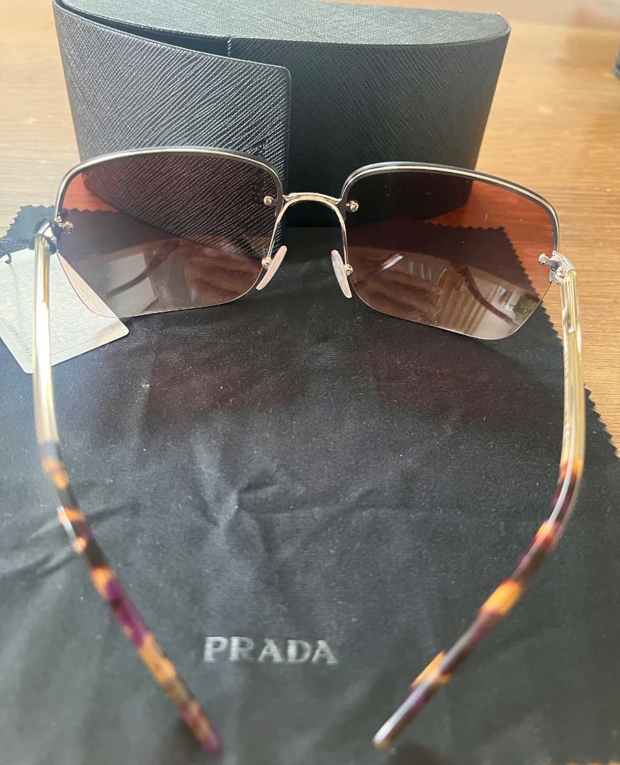 ⭐️未使用⭐️PRADA サングラス ブラウン　ケース付き
