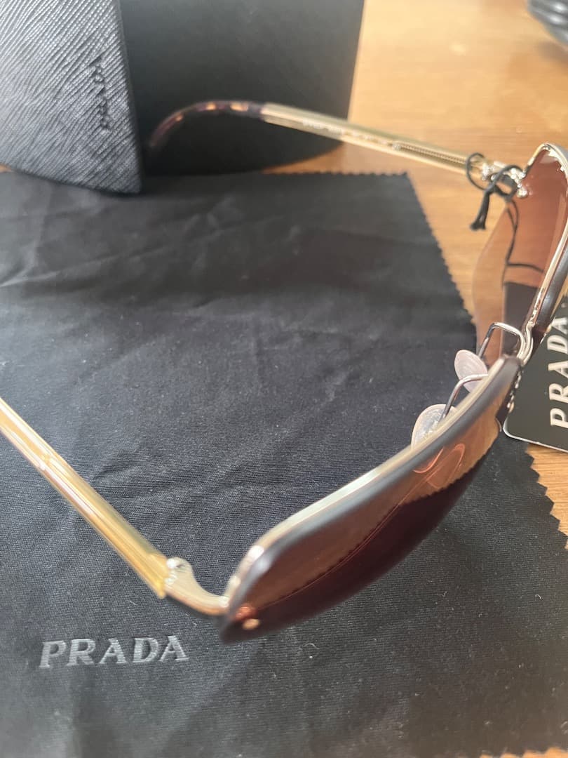 ⭐️未使用⭐️PRADA サングラス ブラウン　ケース付き