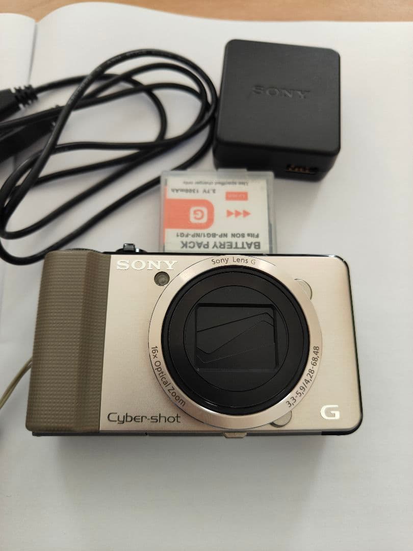 Cyber-shot DSC-HX9V デジタルカメラ、元箱予備バッテリー付き