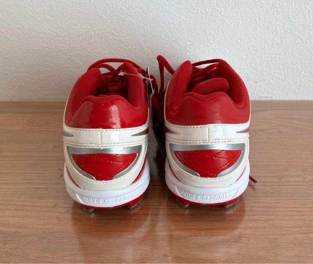 新品!! ナイキNIKE ポイントスパイク