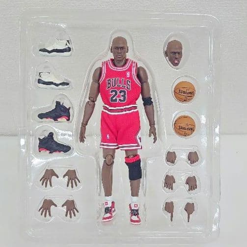 箱あり 極美品 MAFEX マフェックス マイケル・ジョーダン　　フィギュア