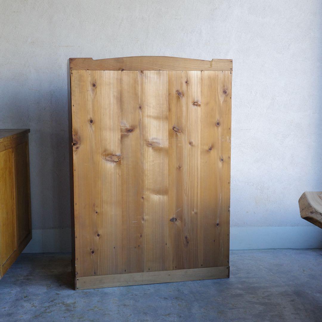 古いレトロな棚　本棚　収納棚　オープンラック