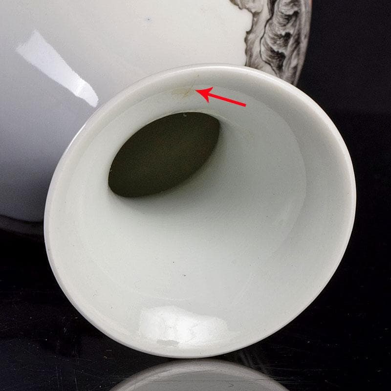 中国　乾隆年製款　粉彩　色絵　山水人物文　玉壷春瓶　V　R9206