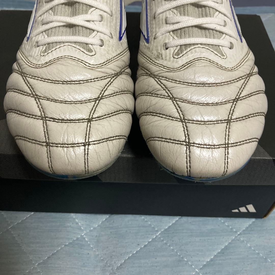 モレリアネオ3 β Japan 25.5センチ