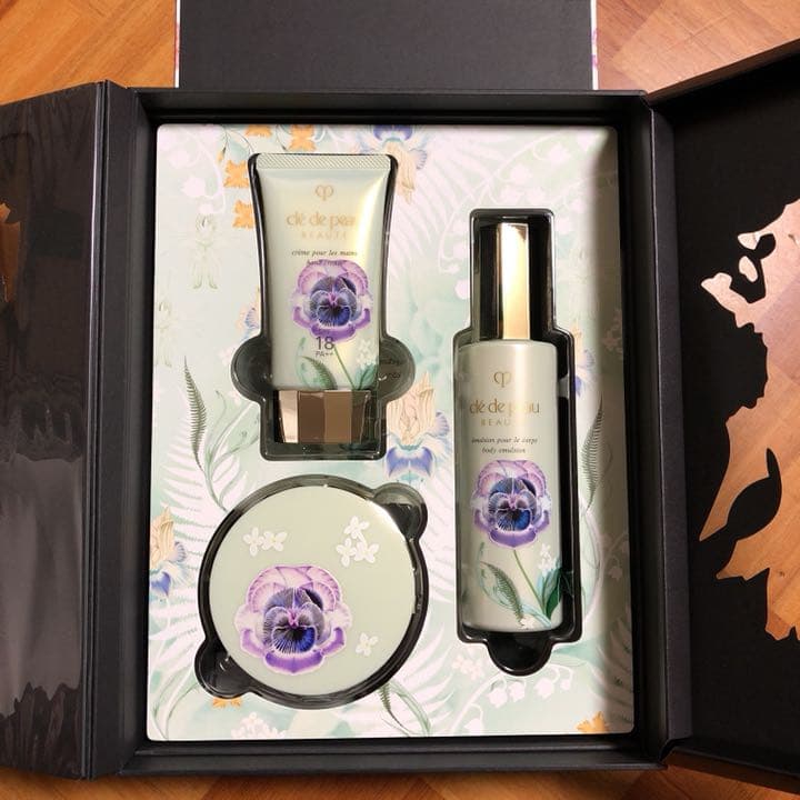 クレ・ド・ポー ボーテ ラ・クレーム