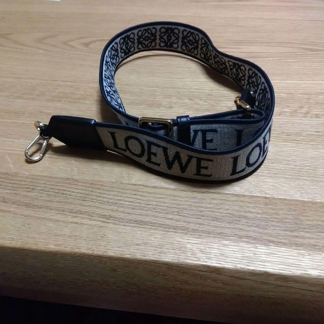 【極美品】LOEWE ロゴ入りストラップ 黒