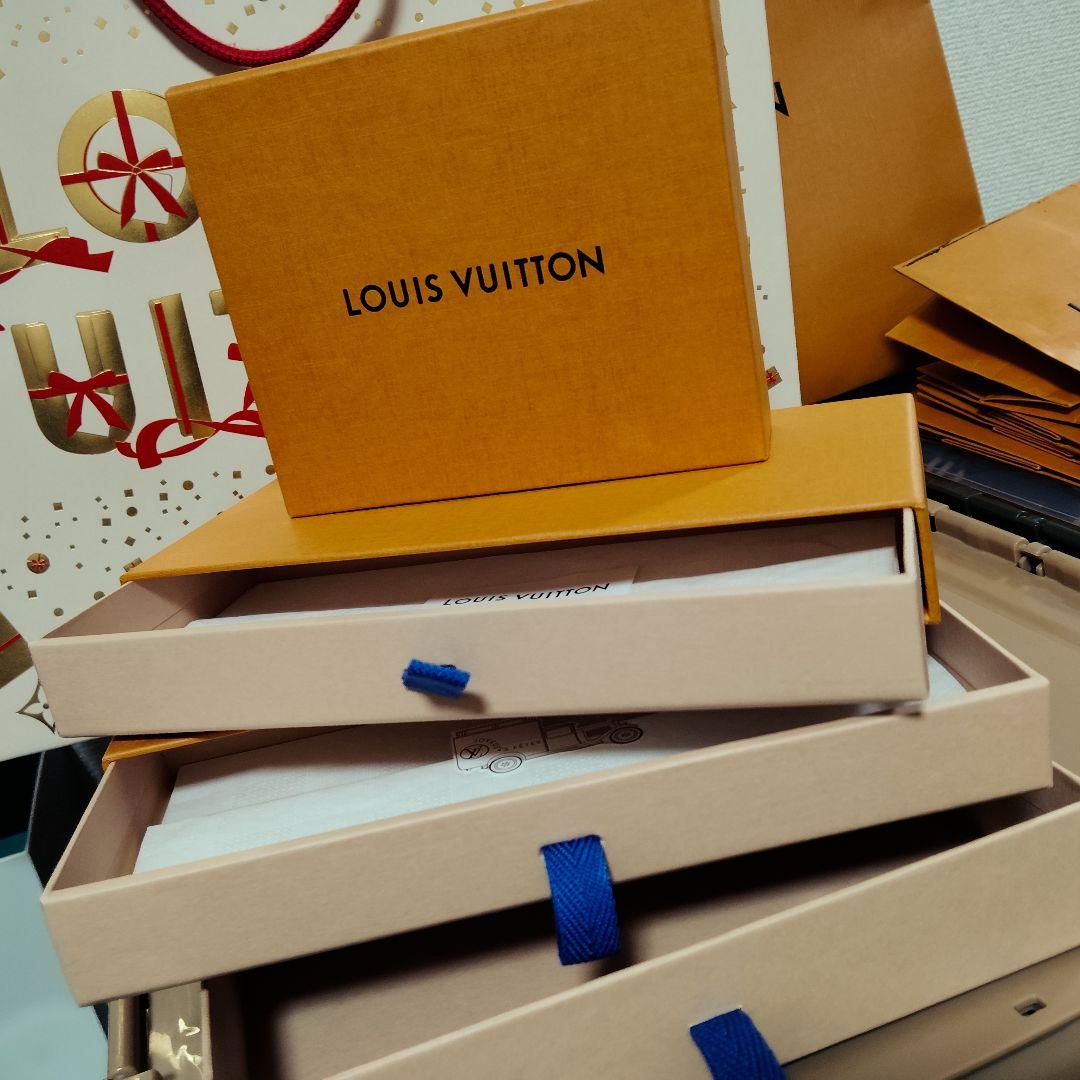 総数 14点ほか　ルイヴィトン　Louis Vuitton　箱　紙袋　まとめ売り